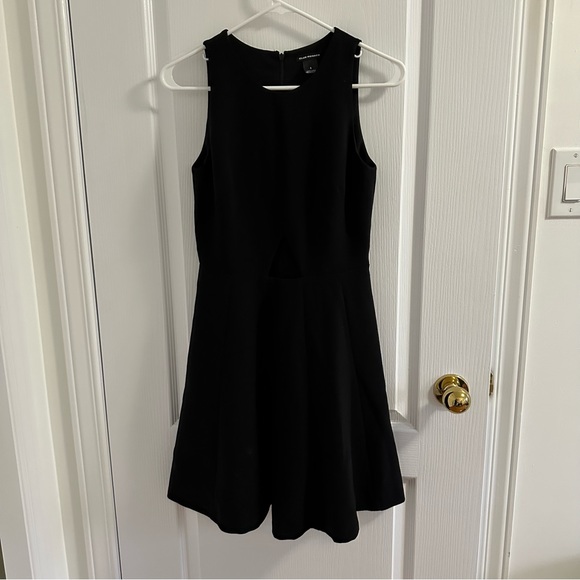 Club Monaco Lily Sleeveless Fit & Flare Black Dress - Picture 2 of 12